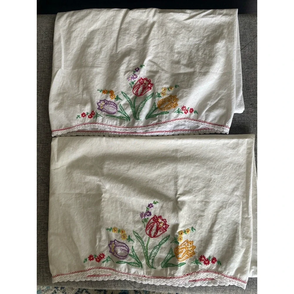 2 Vintage White Hand-stiched Needlepoint Floral Standard‎ Size Pillowcase